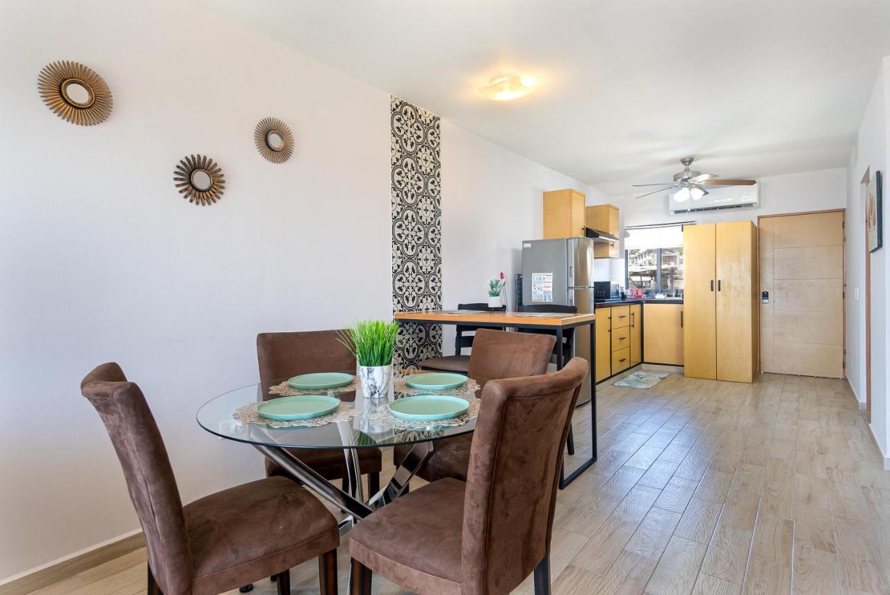 Stunning 2 Bedroom, 2 Bathroom Condo Just A 5 Minute Drive To The Beach Cabo San Lucas Eksteriør billede