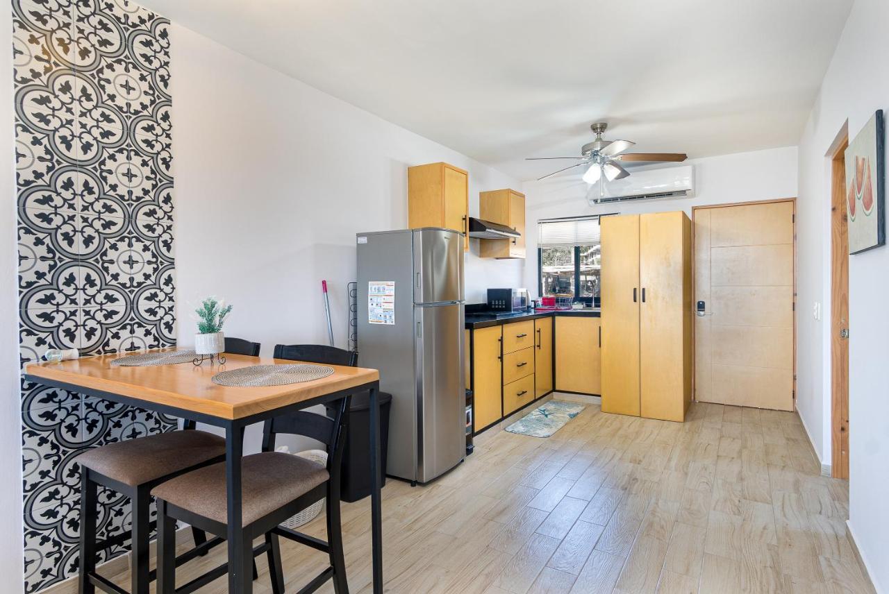 Stunning 2 Bedroom, 2 Bathroom Condo Just A 5 Minute Drive To The Beach Cabo San Lucas Eksteriør billede