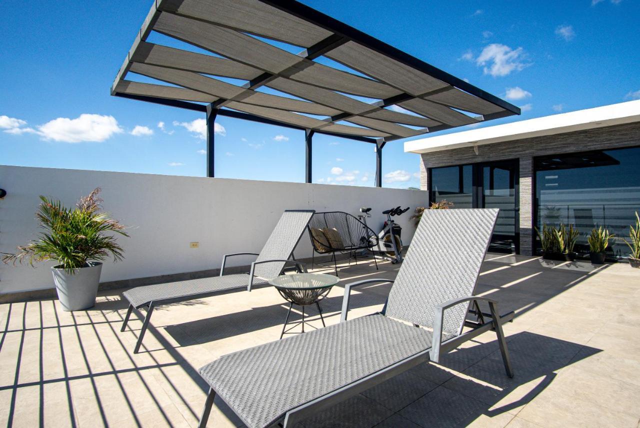 Stunning 2 Bedroom, 2 Bathroom Condo Just A 5 Minute Drive To The Beach Cabo San Lucas Eksteriør billede